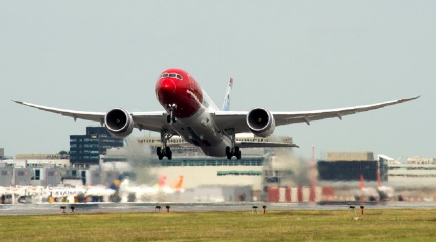 norwegian, muis, cockpit, new york, vertraging