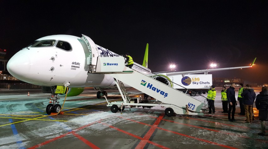 AirBaltic Bombardier CS300