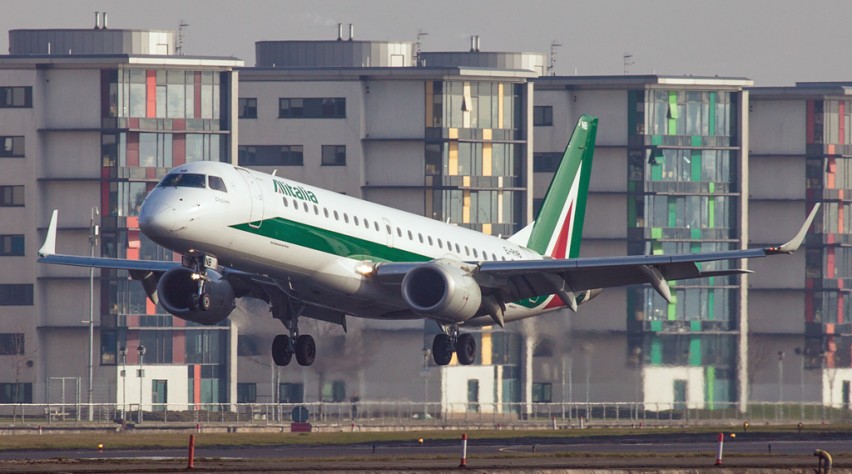 Alitalia Embraer 190