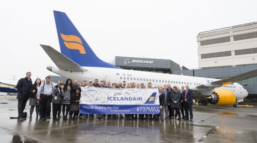 Icelandair 737 MAX delivery