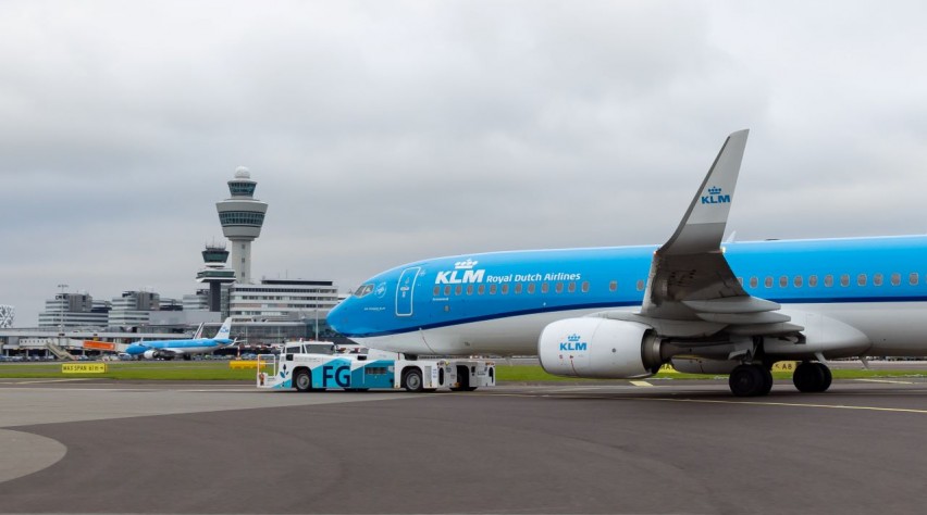 Foto (c) KLM KLM 737 Taxibot Schiphol