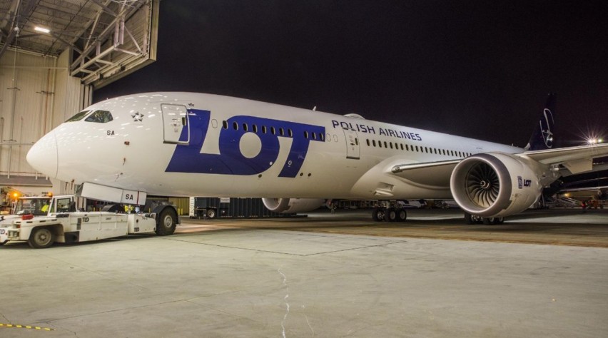 Foto (c) LOT LOT 787-9