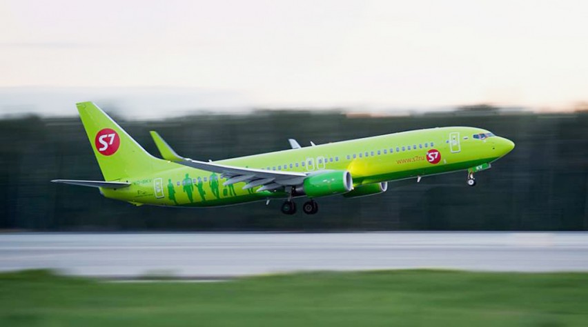 S7 Airlines Boeing 737-800