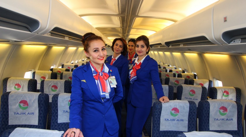 Foto (c) Tajik Air Tajik Air crew