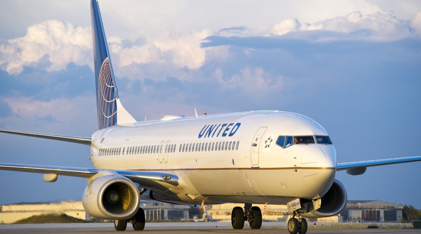 United Boeing 737