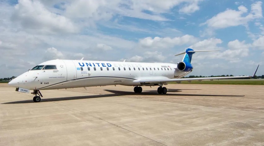 United Airlines CRJ550