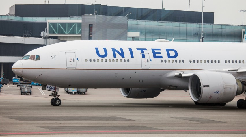 United Airlines Boeing 777-200ER