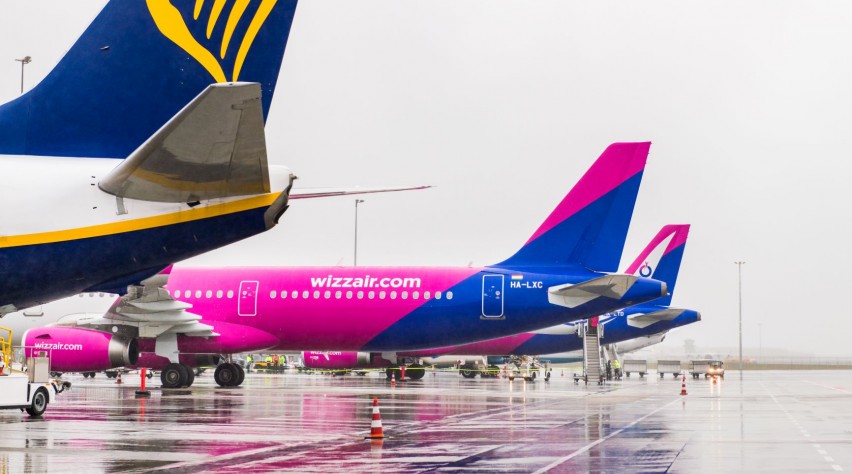 Eindhoven Airport Ryanair Wizz