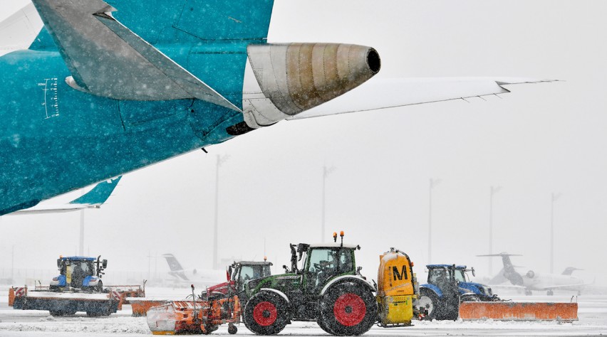 München Airport sneeuw