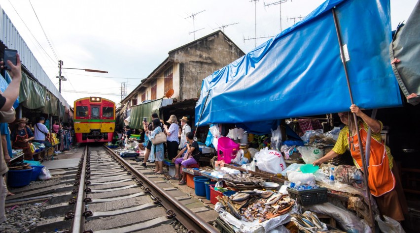 Samut Songkhram-Rom Hup Market