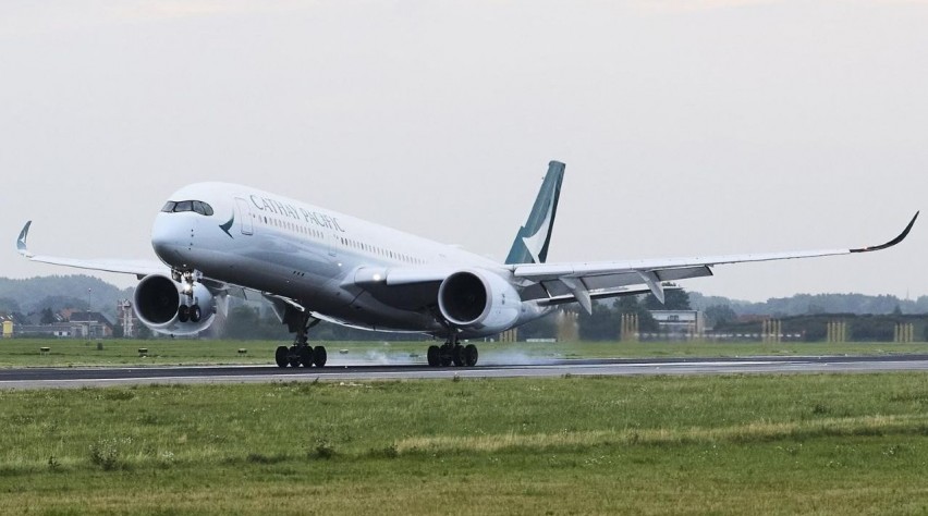 Cathay Pacific A350 Brussels Airport
