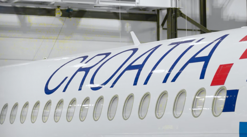 Foto (c) Croatia Airlines Croatia Airlines A220