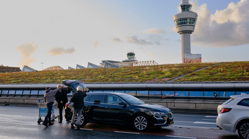 Schiphol wegbrengen