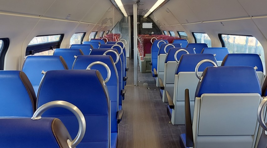 Foto (c) Reismedia intercity trein tweede klasse
