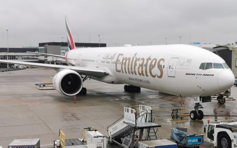 Emirates 777 Schiphol