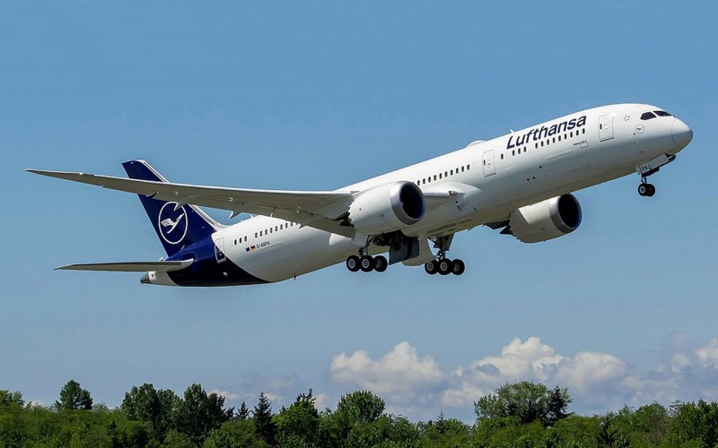 Lufthansa Boeing 787