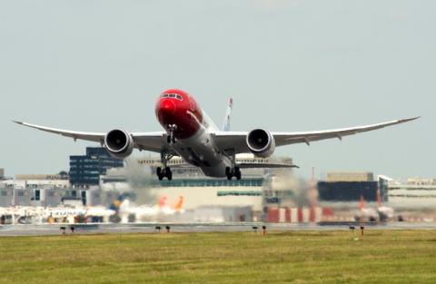 norwegian, muis, cockpit, new york, vertraging