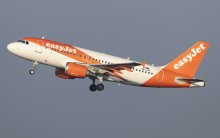 Foto (c) Arnoud Raeven easyJet A319