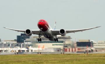 norwegian, muis, cockpit, new york, vertraging