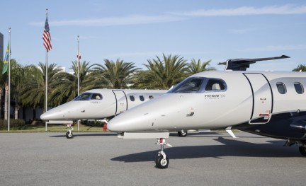 Embraer Phenom 300