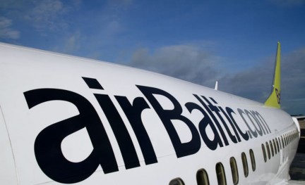 airBaltic Boeing 737