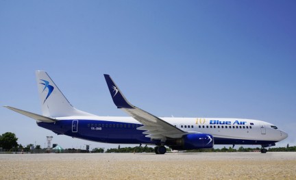 Blue Air Boeing 737