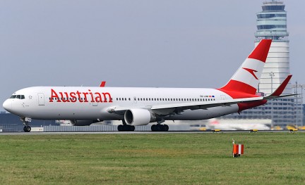 Austrian Airlines 767