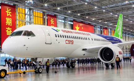 COMAC C919