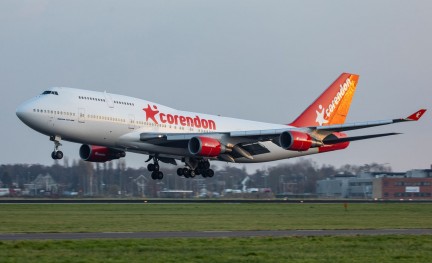 Corendon Boeing 747 op Schiphol