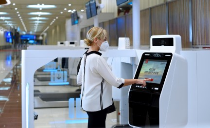 Emirates check-in