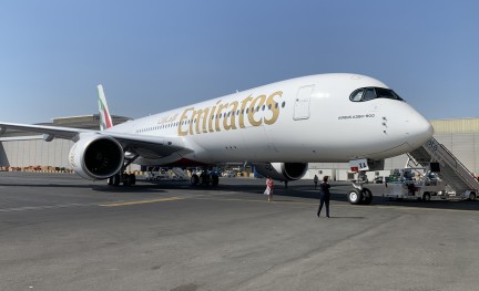 Emirates A350