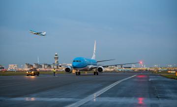 KLM 737-800 PH-BCL