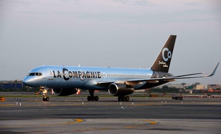 la compagnie, boeing 757, zakenroute, londen luton, newark