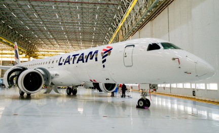Foto (c) Embraer LATAM Airlines Embraer E195-E2