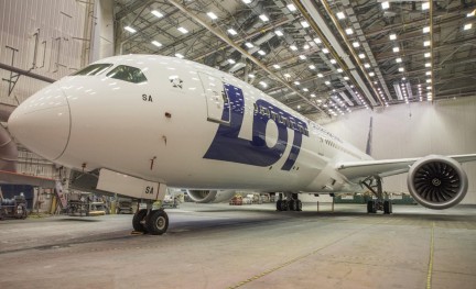 LOT 787-9