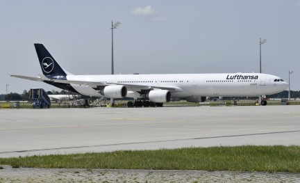 Lufthansa A340-600