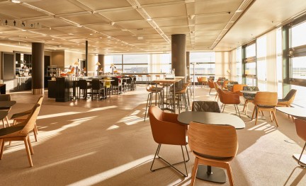 Lufthansa Panorama Lounge