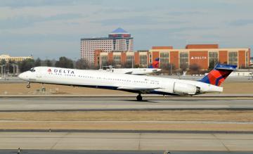 Delta Air Lines MD-90