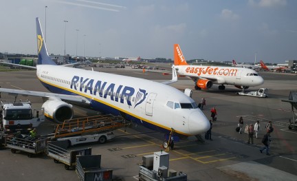 Ryanair easyJet