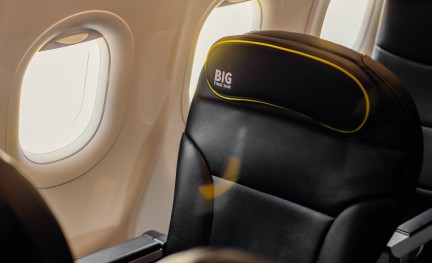 Spirit Airlines big front seat