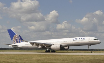 united, boeing 757-200