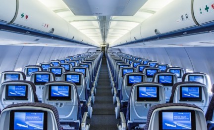 united, economy class, interieur