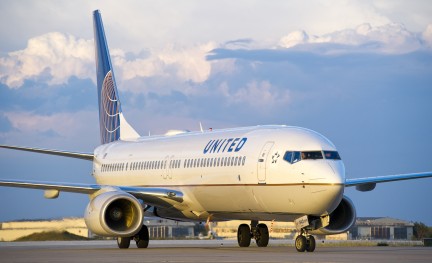 United Boeing 737