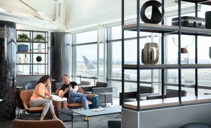 United Airlines lounge Newark