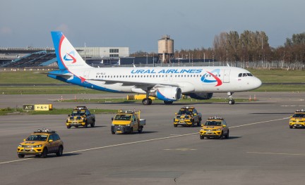 Ural Airlines A320 Schiphol