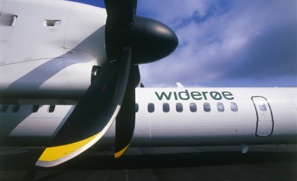 wideroe, dash 8