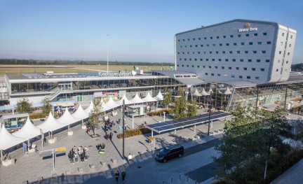 Eindhoven Airport voorterrein