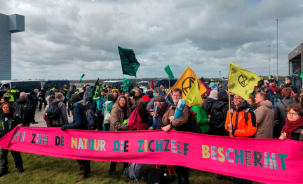 Extinction Rebellion Eindhoven Airport