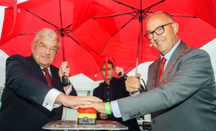 Opening Vertrekhal Avoutaleb Van Zanen Rotterdam