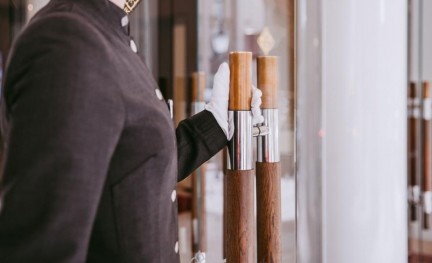 Kempinski Witte Handschoenen Service